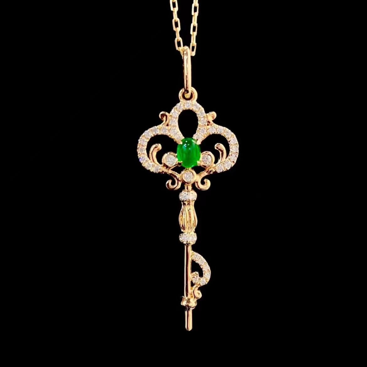 Emerald Pendant Key